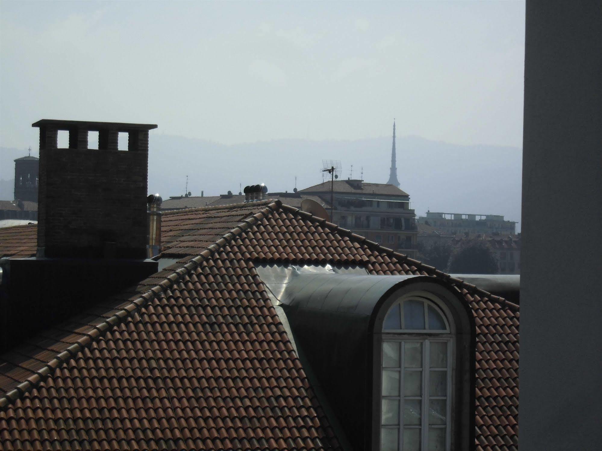 B&B Balon Turin Bagian luar foto